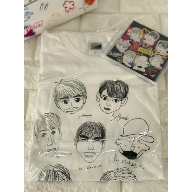 ジャニーズWEST 「W trouble」Tシャツ付き通販盤 チケットの音楽(男性アイドル)の商品写真