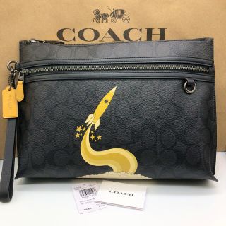 コーチ(COACH)の【COACH☆限定品】完売品！新品！入手困難！クラッチバッグ！ロケット！ブラック(セカンドバッグ/クラッチバッグ)