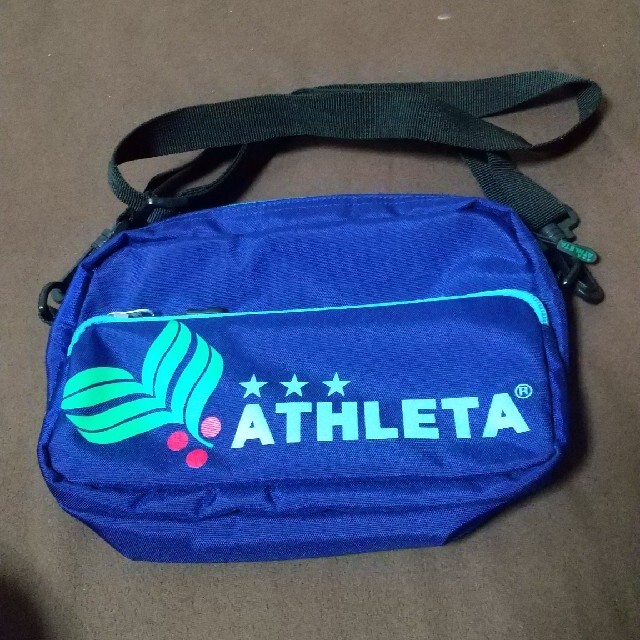 ATHLETA(アスレタ)のATHLETA ミニショルダーバッグ スポーツ/アウトドアのサッカー/フットサル(その他)の商品写真