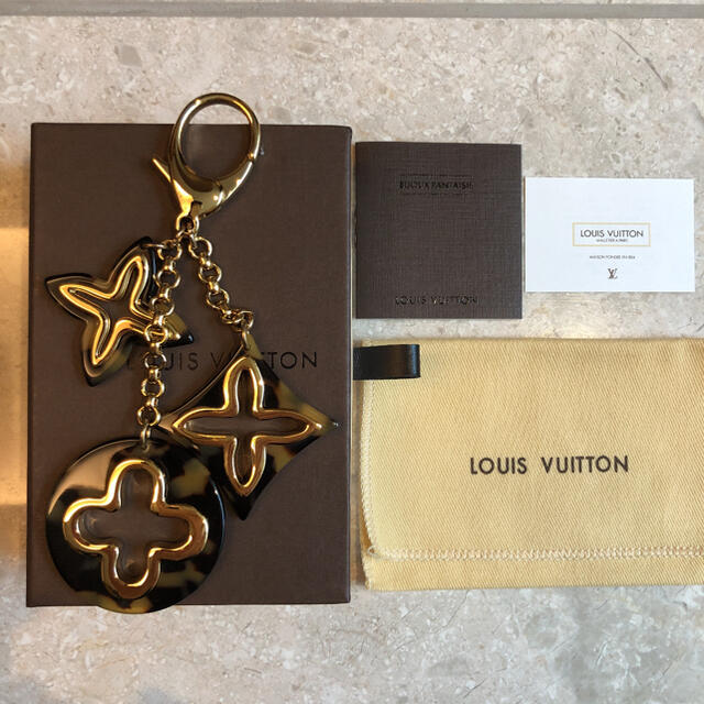 LOUIS VUITTON(ルイヴィトン)の美品です♡ルイヴィトン　べっこう柄　バッグチャーム レディースのファッション小物(キーホルダー)の商品写真