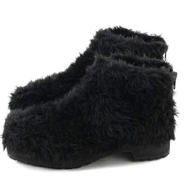 mystic(ミスティック)の新品 mystic ＊FAKEFUR BOOTS black S IKUMI レディースの靴/シューズ(ブーツ)の商品写真