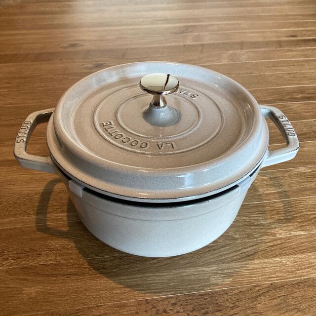 staub ピコ ココット 22cm ラウンド カンパーニュ ストウブ 独特の上品