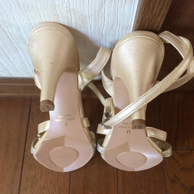 シルバー&ゴールドのサンダル♡ レディースの靴/シューズ(サンダル)の商品写真