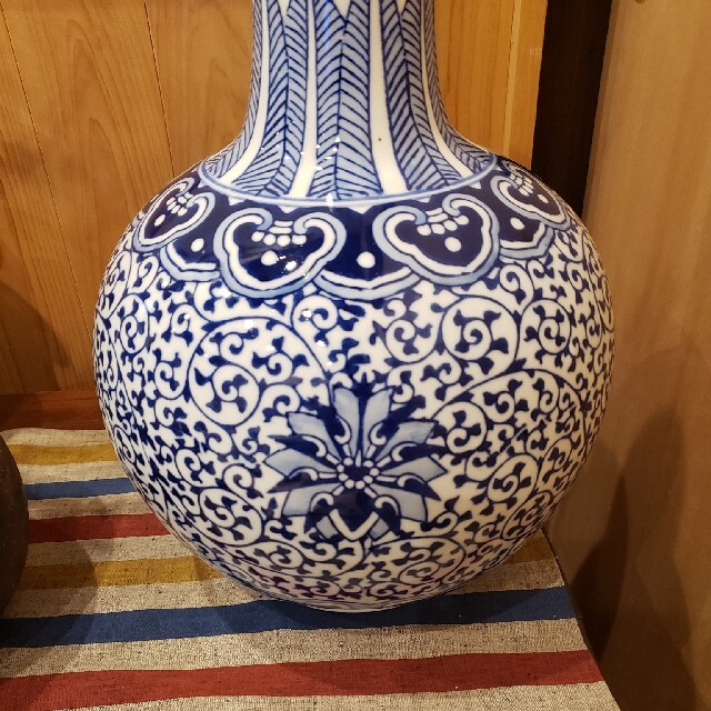 【海】粉彩 孔雀牡丹文 大型花瓶 中国景徳鎮製　高さ６２cm 花入 花器 花瓶