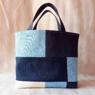 帆布　ミニバッグ　ハンドメイド　パッチワーク(バッグ)