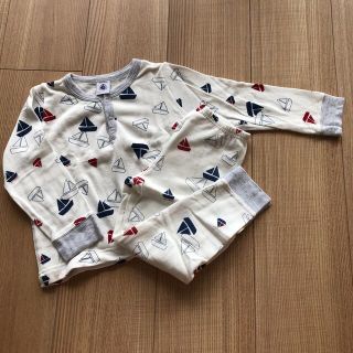 プチバトー(PETIT BATEAU)のプチバトー　パジャマ(パジャマ)