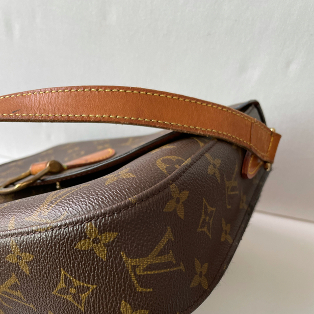 LOUIS VUITTON(ルイヴィトン)の良品！！【ルイヴィトン　サンクルー　モノグラム　ショルダーバッグ】 レディースのバッグ(ショルダーバッグ)の商品写真