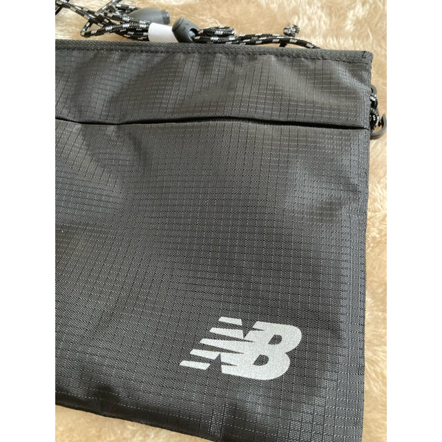 New Balance(ニューバランス)の【やじろ様専用】ニューバランス　サコッシュ　ショルダーバッグ レディースのバッグ(ショルダーバッグ)の商品写真