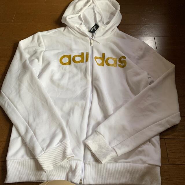 adidas(アディダス)のアディダス　パーカーと白Tシャツ半袖 メンズのトップス(パーカー)の商品写真