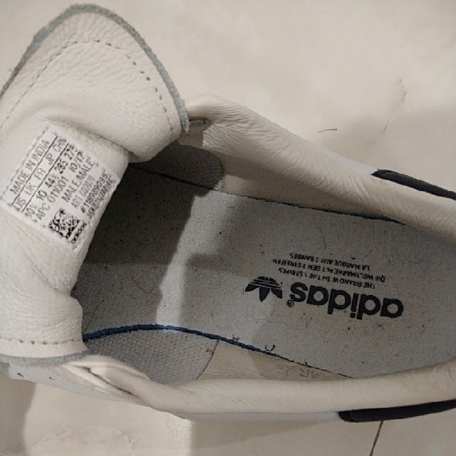 adidas(アディダス)のアディダス スタンスミス現行 モデル adidas stan smith 美品 メンズの靴/シューズ(スニーカー)の商品写真