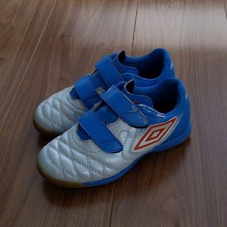 アンブロ(UMBRO)のUMBRO　室内用サッカーシューズ　17cm(シューズ)