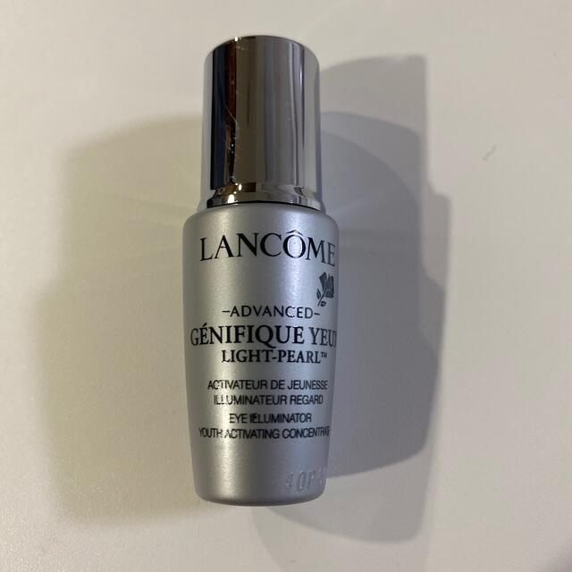 LANCOME(ランコム)のランコム ジェニフィック アドバンスト アイ セラム ライト パール   コスメ/美容のスキンケア/基礎化粧品(アイケア/アイクリーム)の商品写真