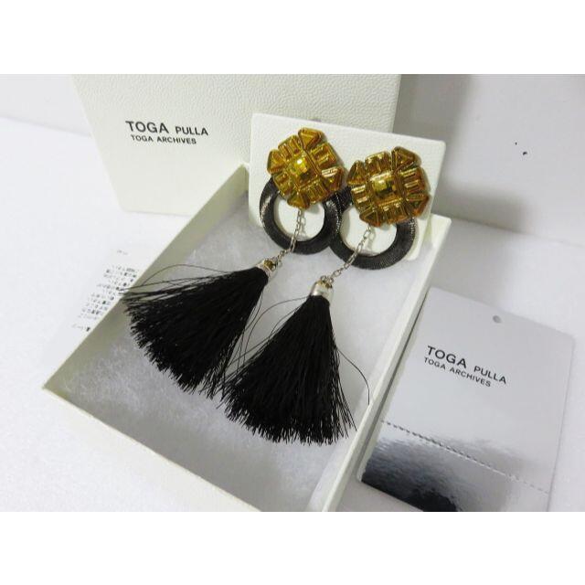 ホースヘア日本色【新品】TOGA PULLA fringe earrings ブラック　ゴールド