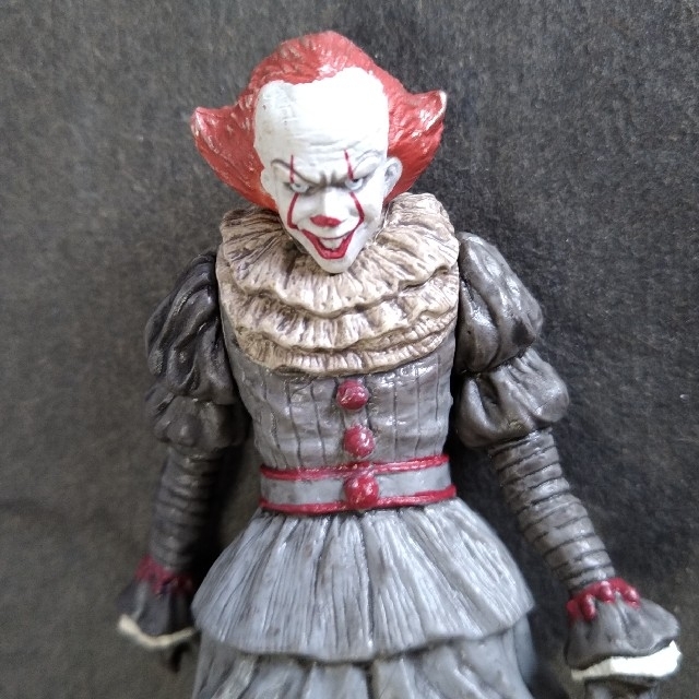 T-ARTS(タカラトミーアーツ)のガチャ “ IT ” ペニーワイズ コレクション エンタメ/ホビーのフィギュア(SF/ファンタジー/ホラー)の商品写真