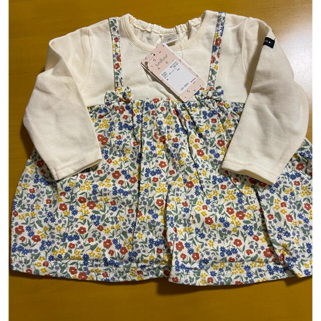 futafuta(フタフタ)の【新品】futafuta 80 花柄トップス　長袖 キッズ/ベビー/マタニティのベビー服(~85cm)(シャツ/カットソー)の商品写真