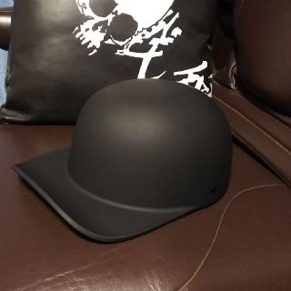わらしべ様専用ヘルメット 帽子型マッドブラック、シルバーセットの