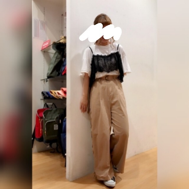 w closet(ダブルクローゼット)の【w closet】サイド 編み上げ ワイドパンツ レディースのパンツ(カジュアルパンツ)の商品写真