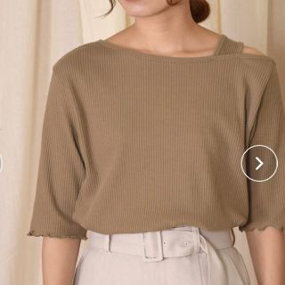 ダブルクローゼット(w closet)の【 w closet 】オフショルダー リブ プルオーバー(カットソー(長袖/七分))