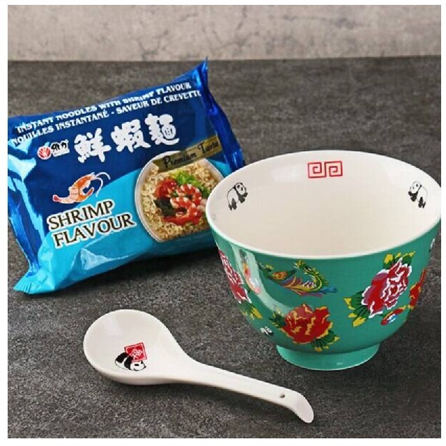 新品 カルディ どんぶりとれんげセット 2個セット インテリア/住まい/日用品のキッチン/食器(食器)の商品写真