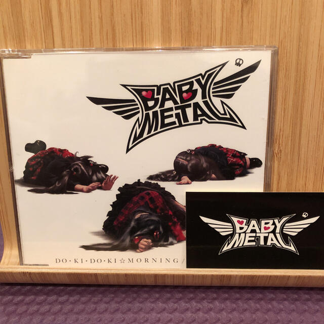 希少　初回　BABYMETALドキドキモーニングDVD ステッカー付