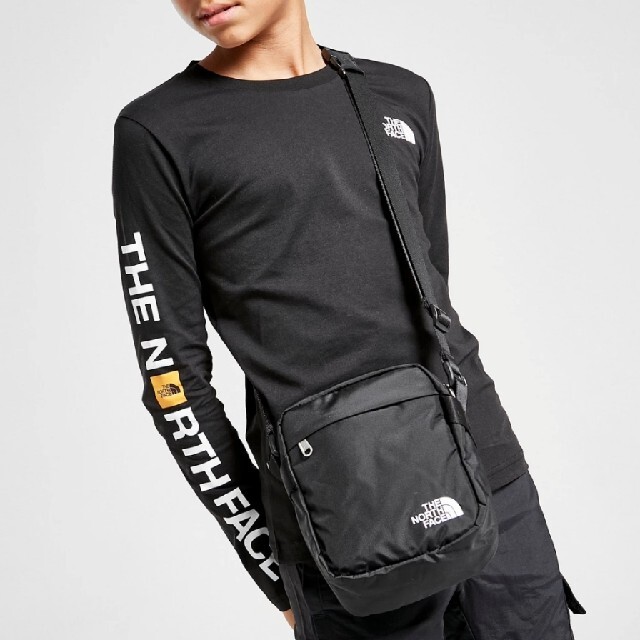 THE NORTH FACE(ザノースフェイス)のノースフェイス スリーブロゴロングスリーブTシャツ メンズS、レディースM相当 メンズのトップス(Tシャツ/カットソー(七分/長袖))の商品写真