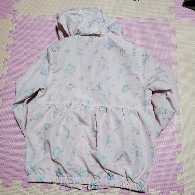 Branshes(ブランシェス)のブランシェス⭐花柄ウィンドブレーカー キッズ/ベビー/マタニティのキッズ服女の子用(90cm~)(ジャケット/上着)の商品写真