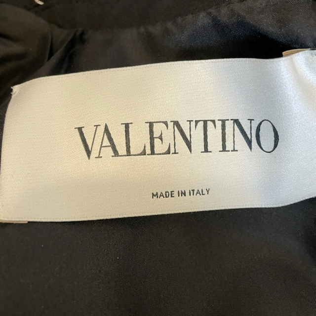 VALENTINO(ヴァレンティノ)のヴァレンティノワンピース レディースのワンピース(ひざ丈ワンピース)の商品写真