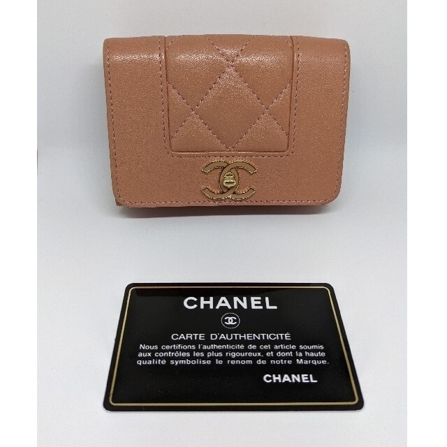 CHANEL(シャネル)の超美品　CHANEL　ココマーク　コンパクト　財布　ミニウオレット　シャネル レディースのファッション小物(財布)の商品写真