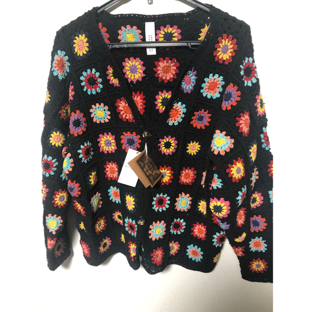 JOURNAL STANDARD(ジャーナルスタンダード)のNiche. / Crochet Cardigan-Colorful-black メンズのトップス(カーディガン)の商品写真
