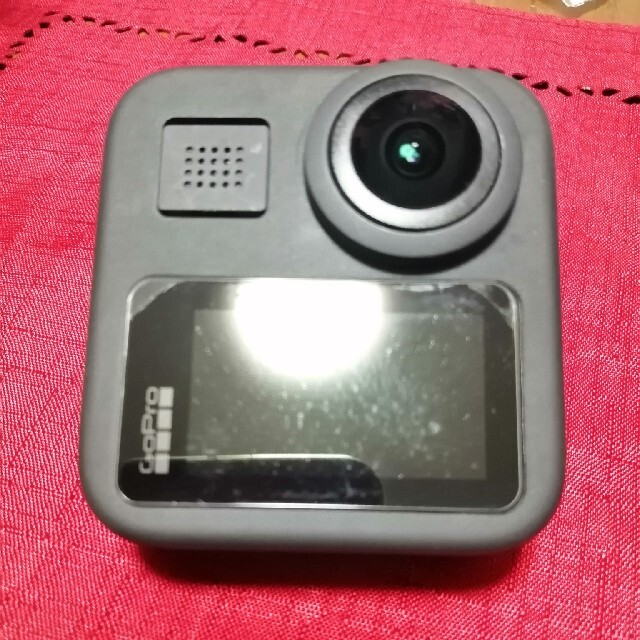 GoPro(ゴープロ)のGopro Max とバッテリー2個(非純正) スマホ/家電/カメラのカメラ(ビデオカメラ)の商品写真