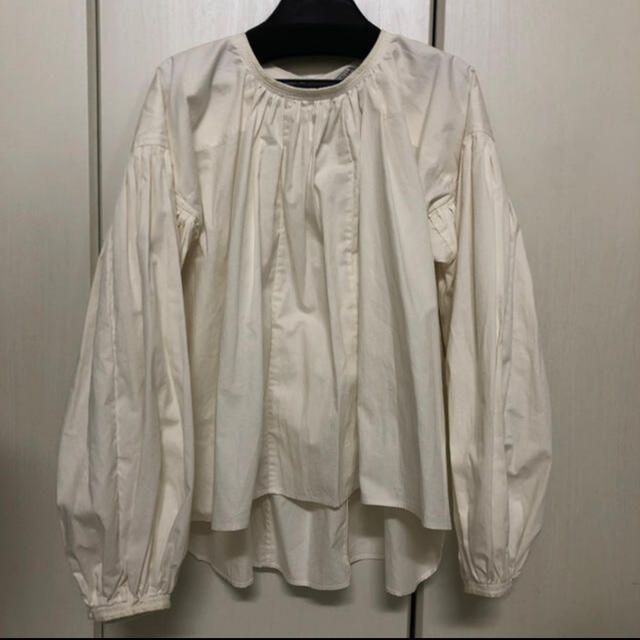 STUDIOUS(ステュディオス)のCLANE volume puff smock tops  レディースのトップス(シャツ/ブラウス(長袖/七分))の商品写真