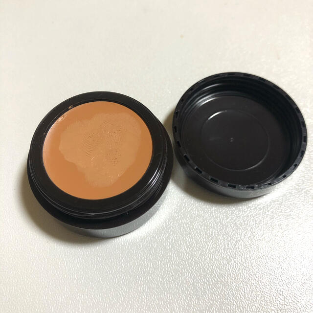 laura mercier(ローラメルシエ)のローラメルシエシークレットコンシーラー4 コスメ/美容のベースメイク/化粧品(コンシーラー)の商品写真