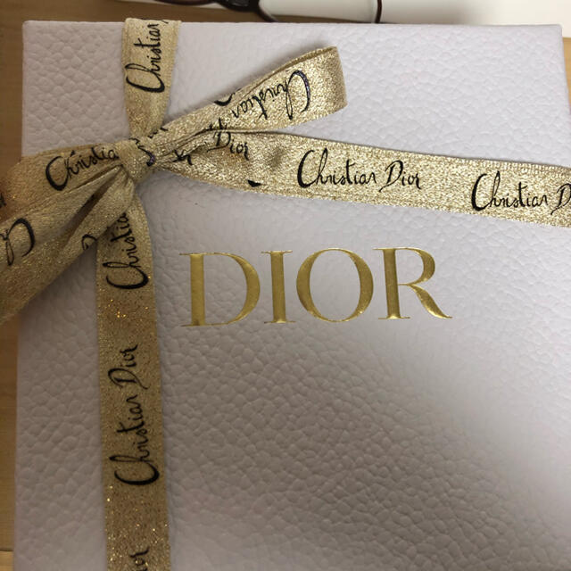 Dior(ディオール)のDIOR空き箱 インテリア/住まい/日用品の収納家具(ケース/ボックス)の商品写真