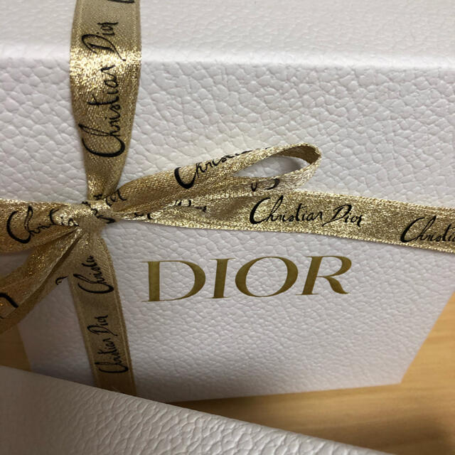 Dior(ディオール)のDIOR空き箱 インテリア/住まい/日用品の収納家具(ケース/ボックス)の商品写真