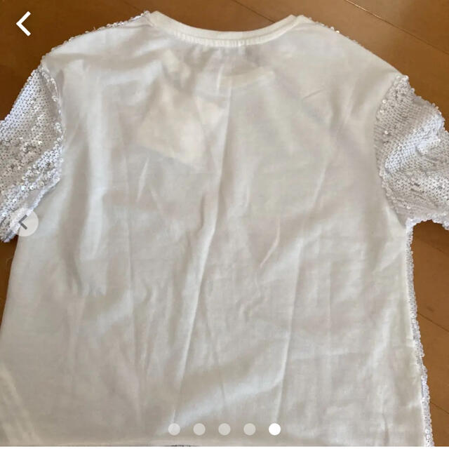 ZARA(ザラ)のZARA スパンコールTシャツ  新品未使用 レディースのトップス(Tシャツ(半袖/袖なし))の商品写真