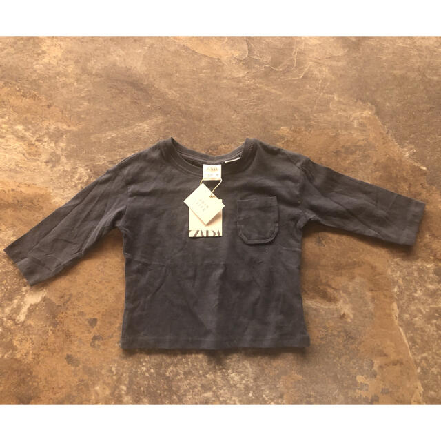 ZARA KIDS(ザラキッズ)のzara baby ロンT 80 新品未使用タグ付き キッズ/ベビー/マタニティのベビー服(~85cm)(Ｔシャツ)の商品写真