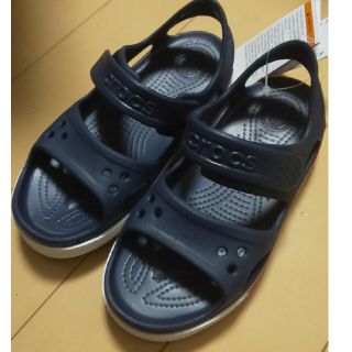 クロックス(crocs)のcrocs サンダル 19 ネイビー(サンダル)