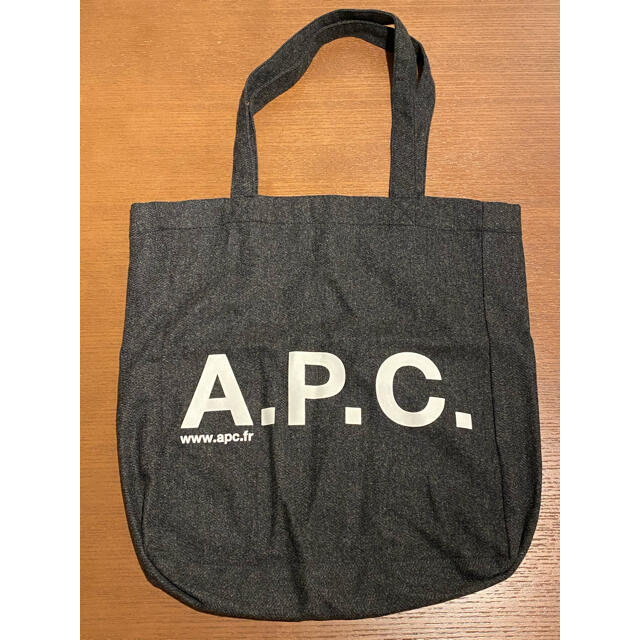 A.P.C(アーペーセー)のくく様専用　APCトートバッグ レディースのバッグ(トートバッグ)の商品写真