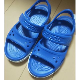 クロックス(crocs)のcrocs サンダル 18 ブルー(サンダル)