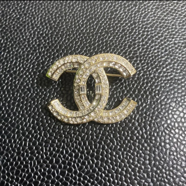 CHANEL ブローチアクセサリー