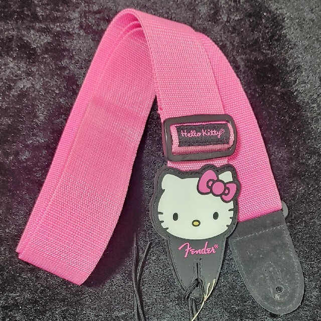 Fender(フェンダー)のFender HELLO KITTY キティちゃん サンリオ ギターストラップ 楽器のギター(エレキギター)の商品写真