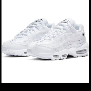 ナイキ(NIKE)の新品♪NIKE AIR MAX 95 エアマックス24.5、WHITE .ナイキ(スニーカー)