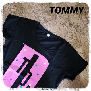 トミー(TOMMY)のTOMMY Tシャツ 半袖(Tシャツ(半袖/袖なし))