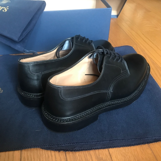 tricker’s プレーントゥ　シューズ