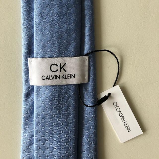 Calvin Klein(カルバンクライン)の【新品】カルバンクラインCalvin Klein ネクタイ メンズのファッション小物(ネクタイ)の商品写真