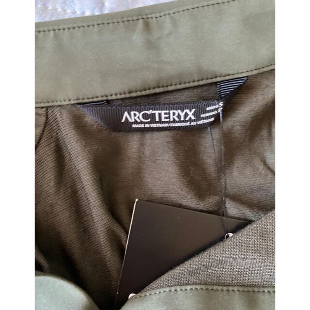 ARC'TERYX(アークテリクス)のアークテリクス　A2B LS Polo Men’s メンズのトップス(ポロシャツ)の商品写真