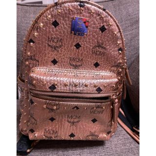 エムシーエム(MCM)のMCM スタッズ　メタリック　リュック(リュック/バックパック)