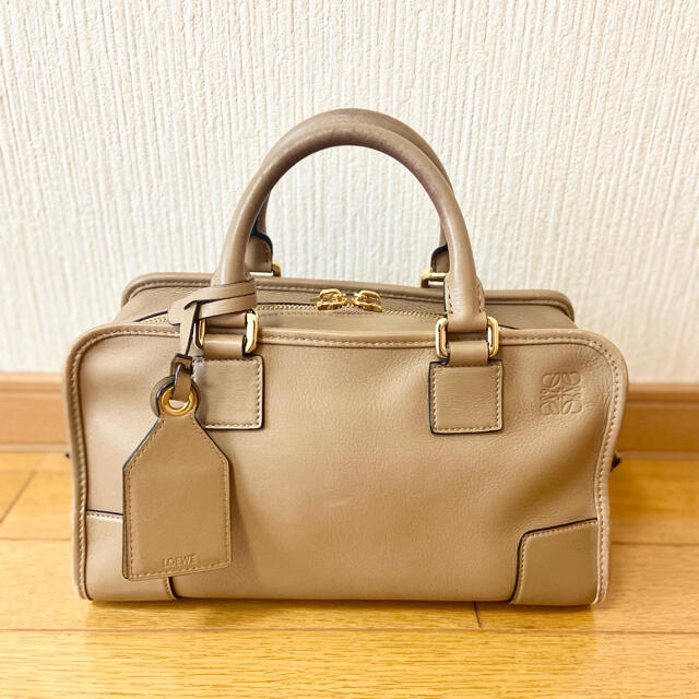 LOEWE(ロエベ)の♡ ロエベ アマソナ28 ミンク ♡ レディースのバッグ(ハンドバッグ)の商品写真