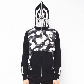 アベイシングエイプ(A BATHING APE)のAPE パンダ 激レア限定パーカー(パーカー)