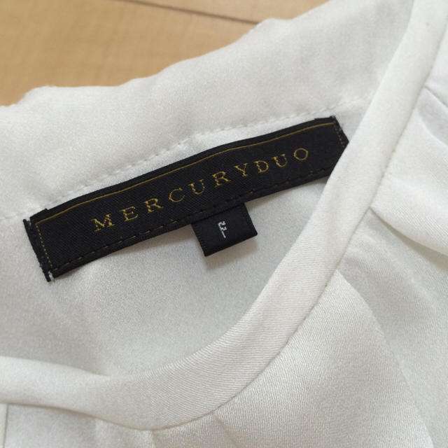 MERCURYDUO(マーキュリーデュオ)のMERCURYDUO ＊ トップス レディースのトップス(シャツ/ブラウス(長袖/七分))の商品写真